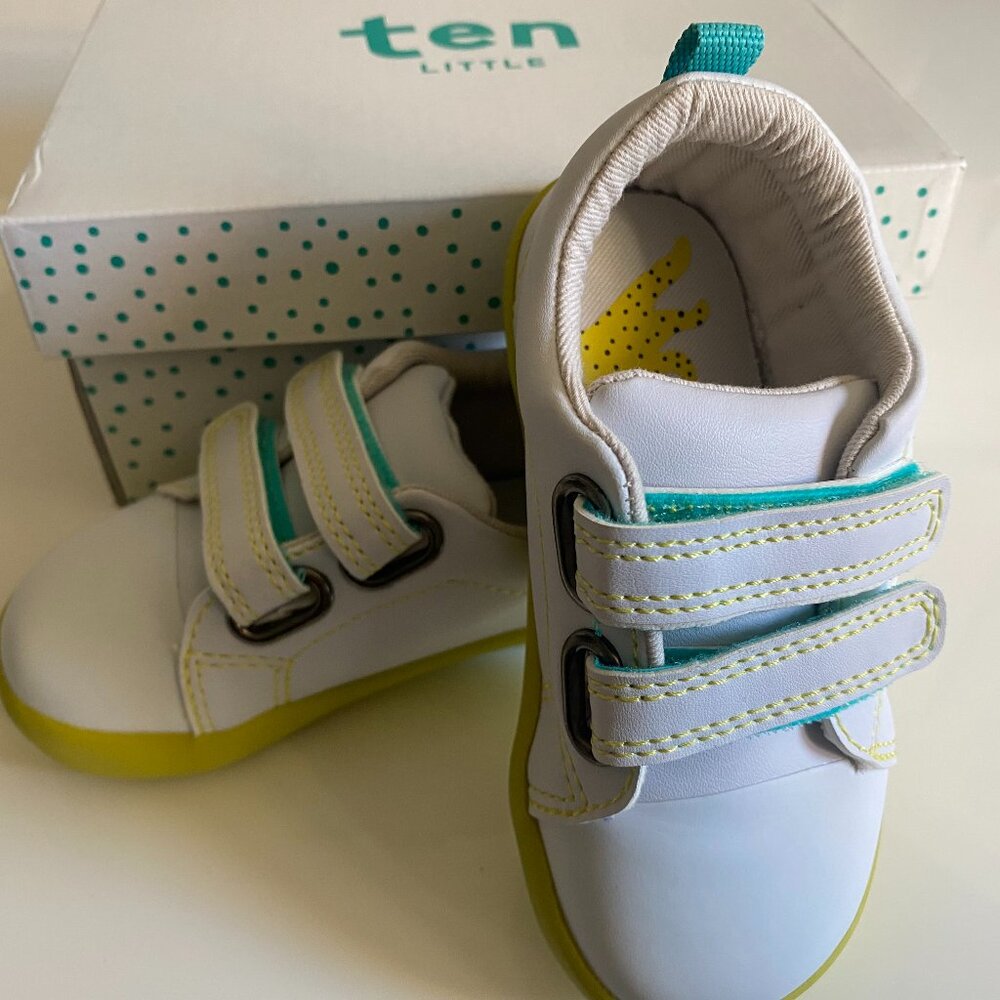 Ten Little Sneakers - white/neon yellow- size 7